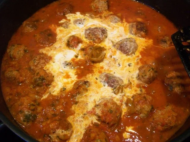 Rezept: Hackbällchen Soße Bild Nr. 5 Hackbällchen Soße - Rezept - Bild Nr. 5