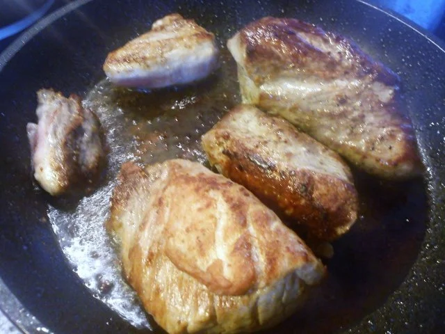 Rezept: Filet vom Schwein auf Speck-Zwiebel-Sauce und Spätzle Bild Nr. 2 Filet vom Schwein auf Speck-Zwiebel-Sauce und Spätzle - Rezept - Bild Nr. 2