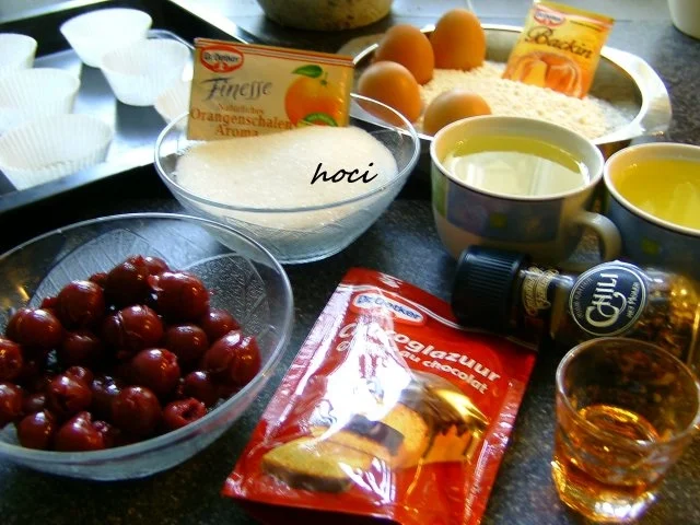 Kirschen - Fantamuffin's mit Schoko - Chilliglasur - Rezept - Bild Nr. 2