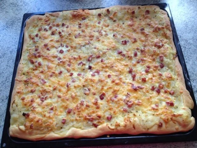 Rezept: Zwiebelkuchen Bild Nr. 2 Zwiebelkuchen - Rezept - Bild Nr. 2