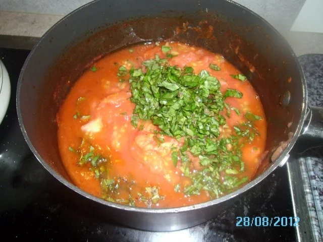 Knoblauchsugo mit Kräutern - Rezept - Bild Nr. 3