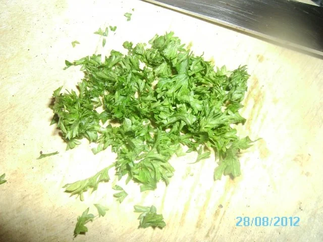 Knoblauchsugo mit Kräutern - Rezept - Bild Nr. 4