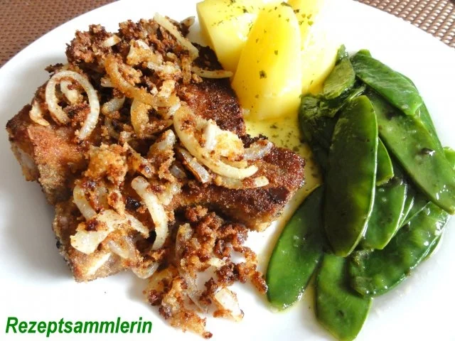 Fleisch:   STIELKOTELETT mit panierten Zwiebeln - Rezept