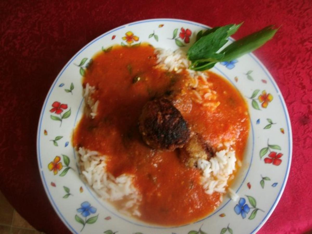 Tomatensuppe mit Reis und käsigen Hackbällchen - Rezept - Bild Nr. 17
