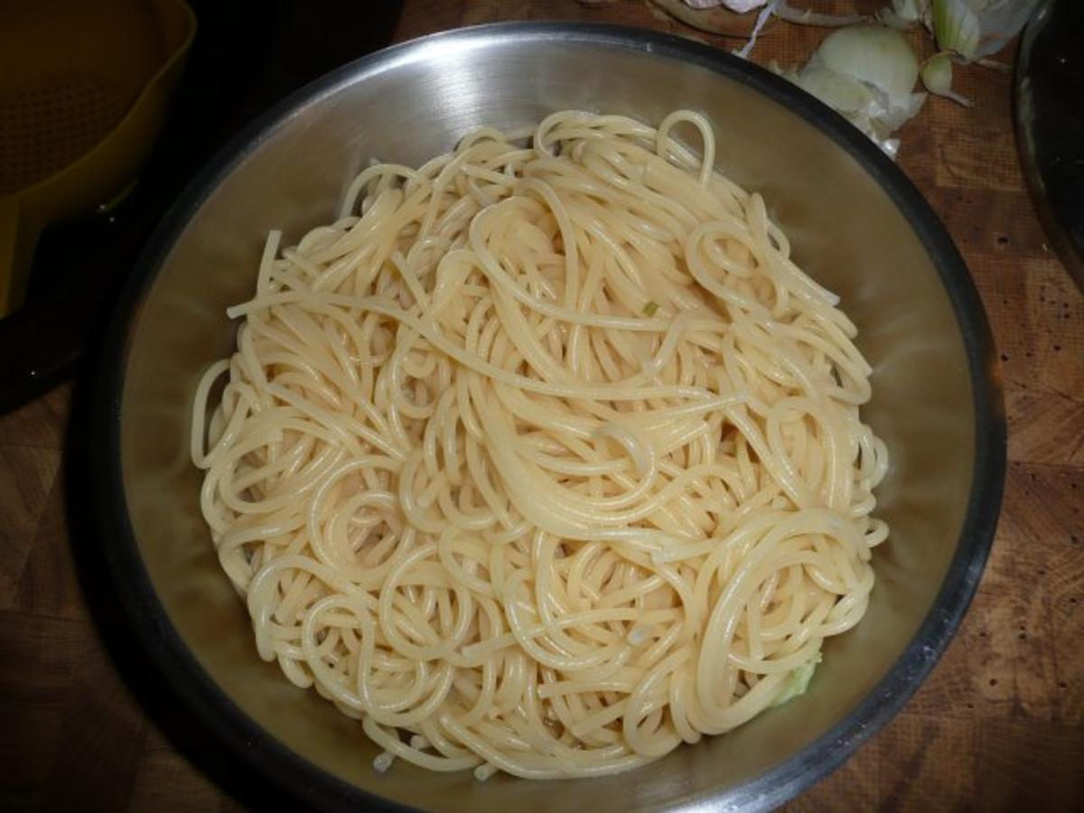 Spaghetti & Bolognese & Salat - Rezept - Bild Nr. 10
