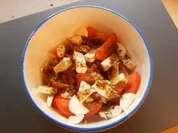 Tomaten-Mozarella-Salat mit Balsamico-Vinaigrette - Rezept