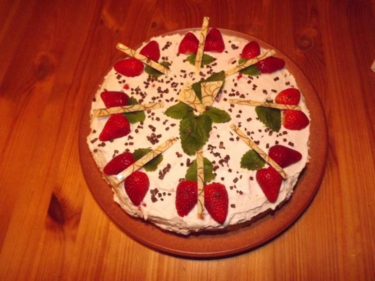 Erdbeer-Vanillecreme-Torte - Rezept Von Einsendungen Niccnax