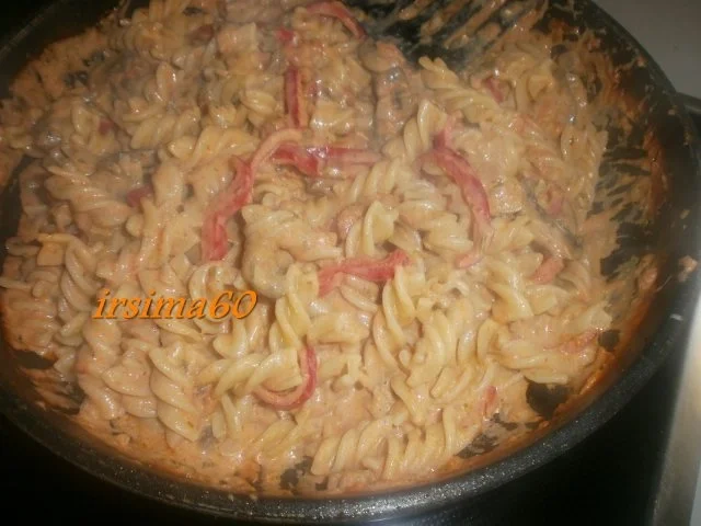 Mediterraner Nudelauflauf mit Feta überbacken - Rezept - Bild Nr. 5