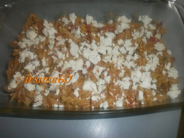 Mediterraner Nudelauflauf mit Feta überbacken - Rezept - Bild Nr. 6