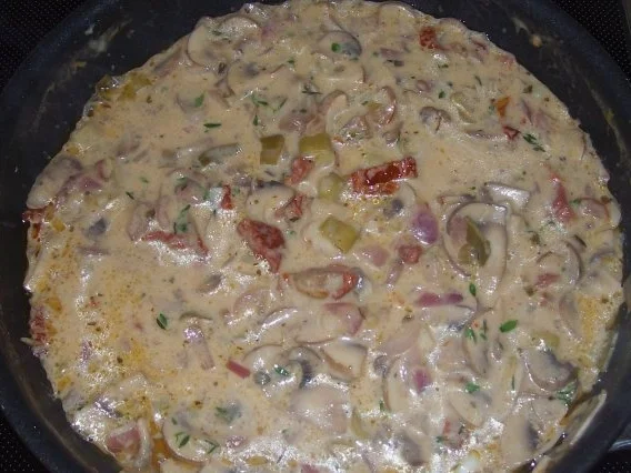 Rezept: Beilagen: Würzige-Champignon-Zwiebel-Pfanne Bild Nr. 5 Beilagen: Würzige-Champignon-Zwiebel-Pfanne - Rezept - Bild Nr. 5