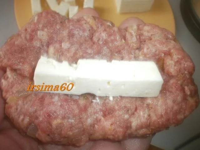 Mediterrane Hackröllchen mit Feta gefüllt - Rezept - Bild Nr. 8