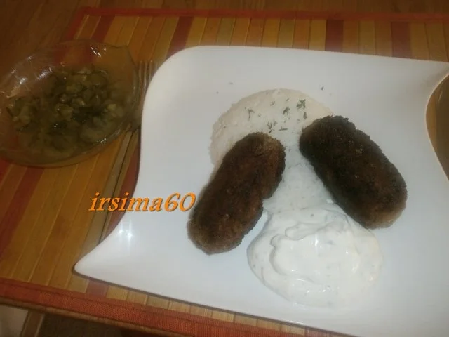 Mediterrane Hackröllchen mit Feta gefüllt - Rezept - Bild Nr. 2