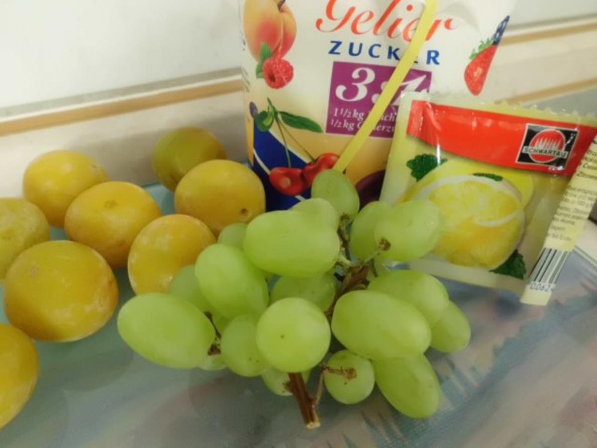 Aufstrich, süß: Mirabellen-Konfitüre mit Weintrauben und Zitrone - Rezept - Bild Nr. 2