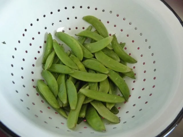 Pasta : Spaghetti mit Cevapcici-Hack und Schoten dazu einen Salat - Rezept - Bild Nr. 3
