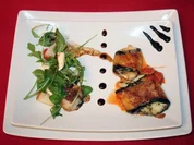 Auberginen-Rouladen mit Brotsalat - Rezept
