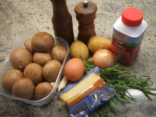 Kartoffeln: Kartoffel-Eierkuchen, herzhaft überbacken - Rezept - Bild Nr. 2