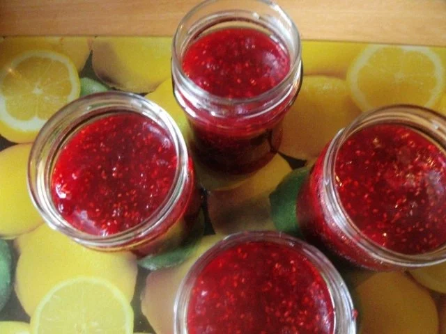Himbeer-Marmelade mit feinem Rotwein-Weinbrandgeschmack - Rezept - Bild Nr. 12