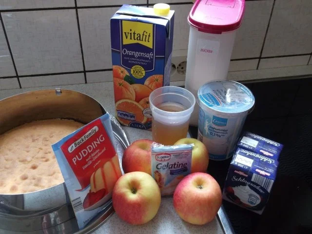 Rezept: Apfel-Joghurt-Torte Bild Nr. 2 Apfel-Joghurt-Torte - Rezept - Bild Nr. 2