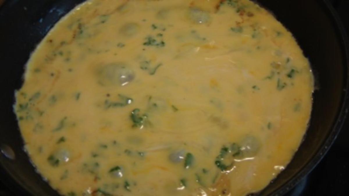 Tomaten-Mozzarella-Omelett - Rezept - Bild Nr. 5