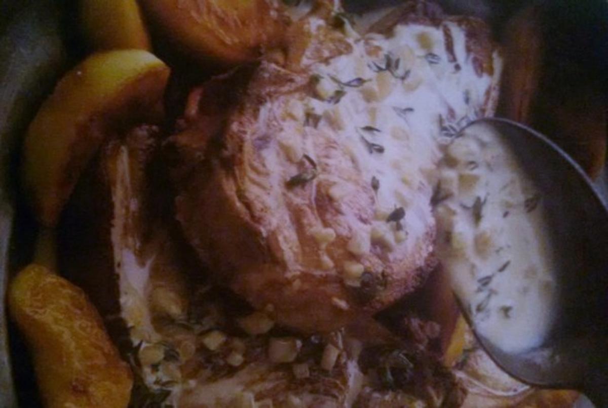 Schweinekoteletts mit Apfel-Calvados-Creme - Rezept