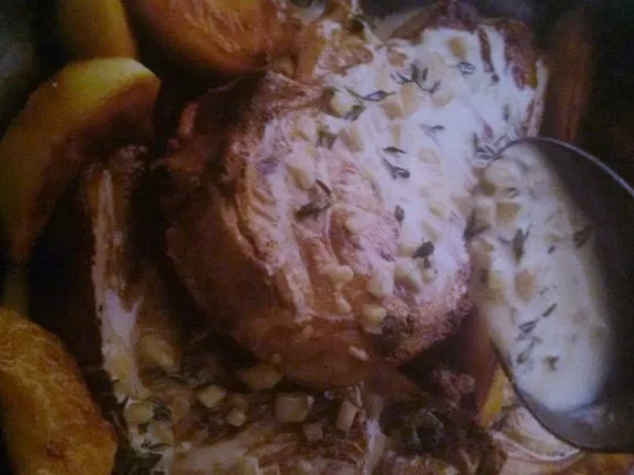 Rezept: Schweinekoteletts mit Apfel-Calvados-Creme Schweinekoteletts mit Apfel-Calvados-Creme - Rezept