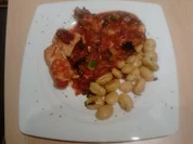 Best of the Rest - Resteverwertung vom Lammtöpfle mit Putenmedaillons und Gnocchi - Rezept