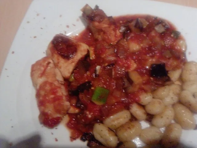 Best of the Rest - Resteverwertung vom Lammtöpfle mit Putenmedaillons und Gnocchi - Rezept - Bild Nr. 7