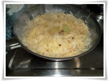 ※ Bratwurst am Sauerkraut und Salzkartoffeln dazu ※ - Rezept - Bild Nr. 7