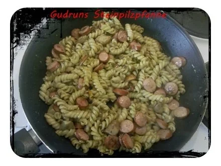 Rezept: Pilze: Steinpilzpfanne â la Gudrun Bild Nr. 7 Pilze: Steinpilzpfanne â la Gudrun - Rezept - Bild Nr. 7