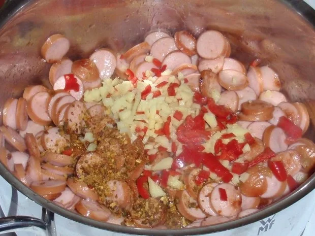 Rezept: Scharfer Nudeltopf Bild Nr. 3 Scharfer Nudeltopf - Rezept - Bild Nr. 3