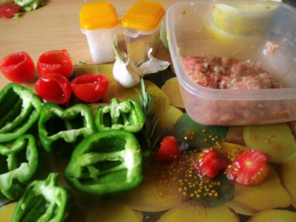 mediteran gefüllte  Tomaten und Paprikaschoten - Rezept - Bild Nr. 4