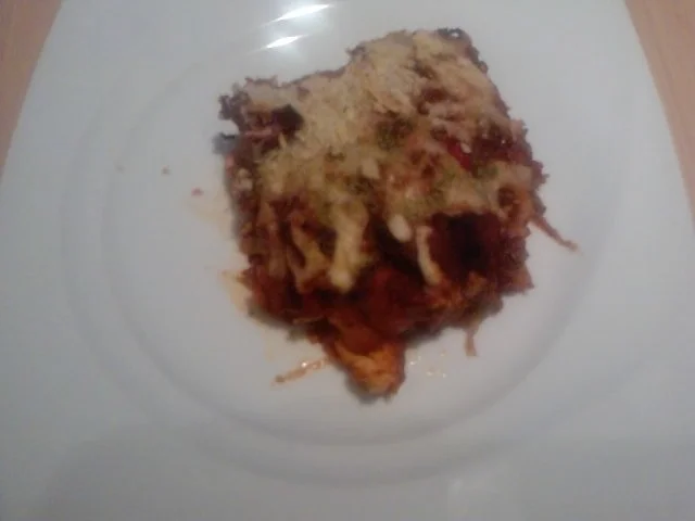 Rezept: Hart aber herzlich -oder- Der Altes-hartes -Brot-muß-man nicht-wegwerfen-Auflauf Hart aber herzlich -oder- Der Altes-hartes -Brot-muß-man nicht-wegwerfen-Auflauf - Rezept