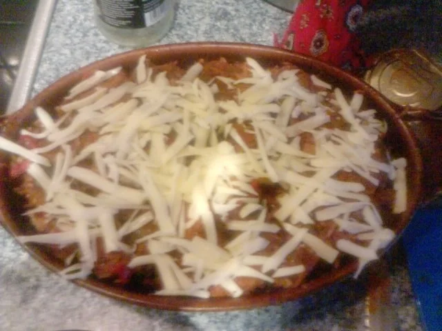 Rezept: Hart aber herzlich -oder- Der Altes-hartes -Brot-muß-man nicht-wegwerfen-Auflauf Bild Nr. 13 Hart aber herzlich -oder- Der Altes-hartes -Brot-muß-man nicht-wegwerfen-Auflauf - Rezept - Bild Nr. 13