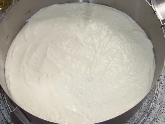 Fruchtiger Johannisbeer-Quark-Kuchen mit Karamellboden - Rezept - Bild Nr. 8