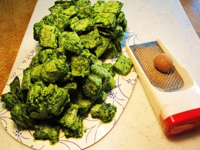 Rahmspinat mit gebräunten Zwiebeln - Rezept - Bild Nr. 2