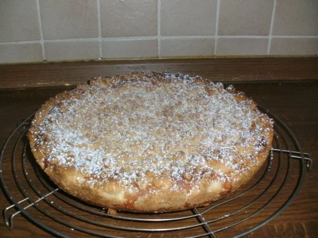 Hefeteig/ Eierweck/ Eierhörnchen/ Streuselkuchen/ Zwetschgenkuchen - Rezept - Bild Nr. 3