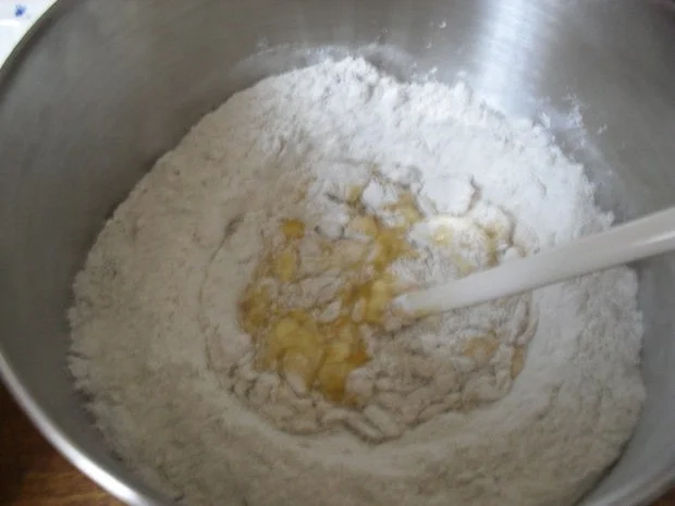 Rezept: Schlutzkrapfenteig Bild Nr. 4 Schlutzkrapfenteig - Rezept - Bild Nr. 4