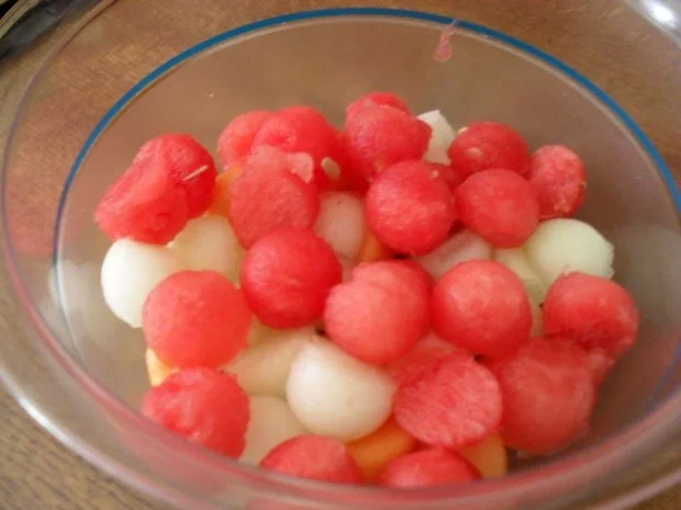 Melonentorte -lecker und leicht - zu meinem 60.sten von meiner Tochter Corina zubereitet - Rezept - Bild Nr. 5