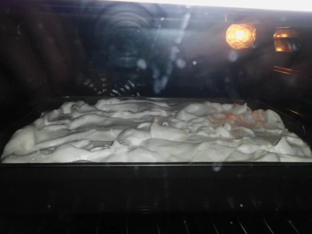 Pflaumen - Pfirsichkuchen mit Baiserhaube - Rezept - Bild Nr. 11