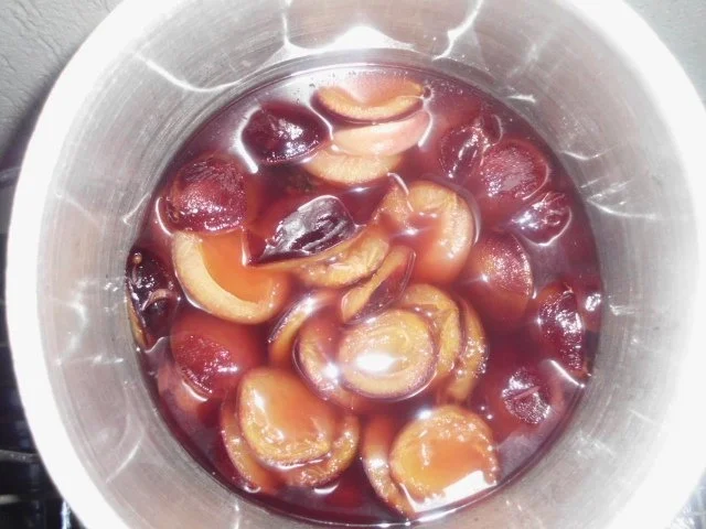 Rezept: Pflaumenkompott Bild Nr. 2 Pflaumenkompott - Rezept - Bild Nr. 2