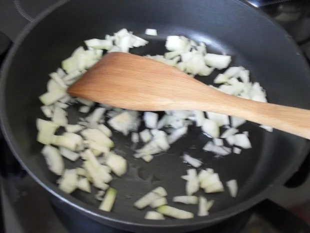 Rezept: Flädle mit Mangold-Schinken-Hirtenkäsefüllung und Frischkäsesößle Bild Nr. 8 Flädle mit Mangold-Schinken-Hirtenkäsefüllung und Frischkäsesößle - Rezept - Bild Nr. 8