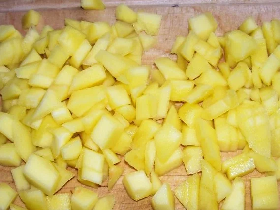 Scharfes Möhren-Mango-Gemüse in Erdnuss-Soße - Rezept - Bild Nr. 4