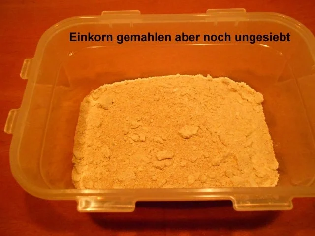 Rezept: Marzipan- Brötchen Bild Nr. 5 Marzipan- Brötchen - Rezept - Bild Nr. 5