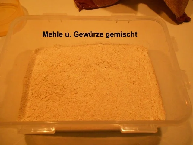 Rezept: Marzipan- Brötchen Bild Nr. 8 Marzipan- Brötchen - Rezept - Bild Nr. 8