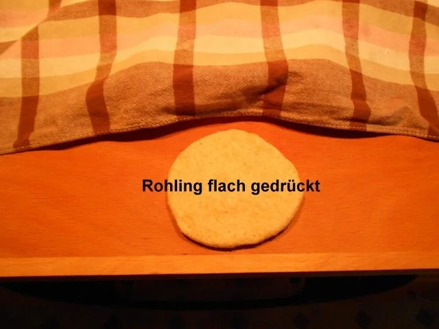 Rezept: Marzipan- Brötchen Bild Nr. 30 Marzipan- Brötchen - Rezept - Bild Nr. 30