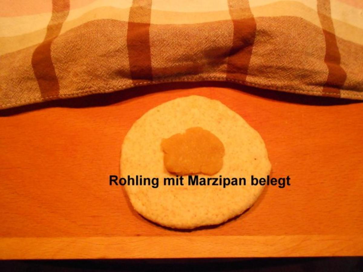 Marzipan- Brötchen - Rezept - Bild Nr. 31