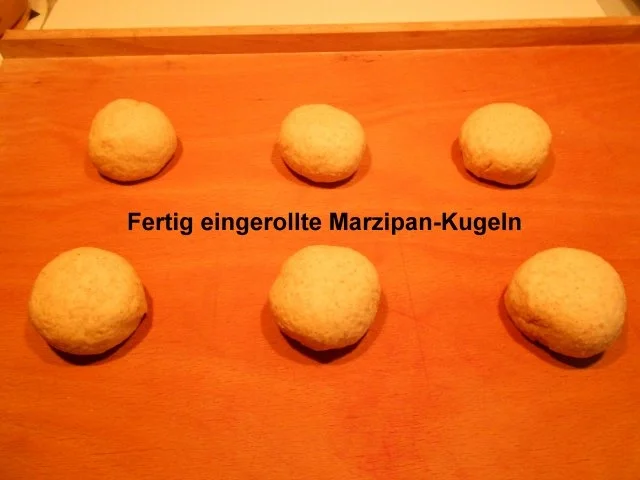 Rezept: Marzipan- Brötchen Bild Nr. 34 Marzipan- Brötchen - Rezept - Bild Nr. 34