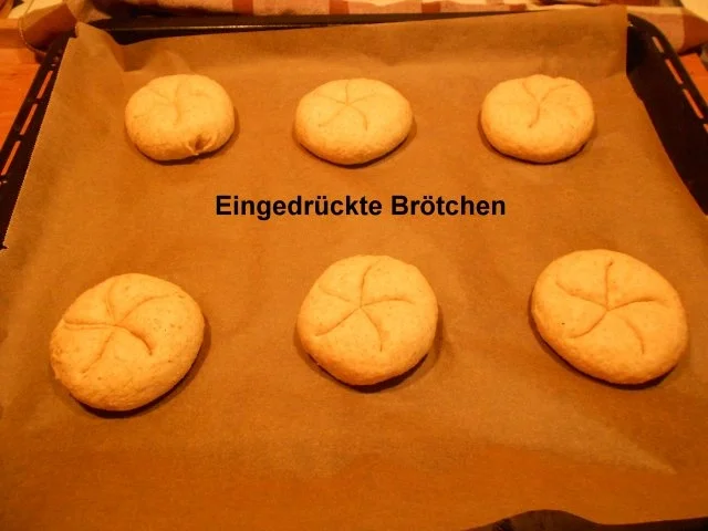 Rezept: Marzipan- Brötchen Bild Nr. 35 Marzipan- Brötchen - Rezept - Bild Nr. 35