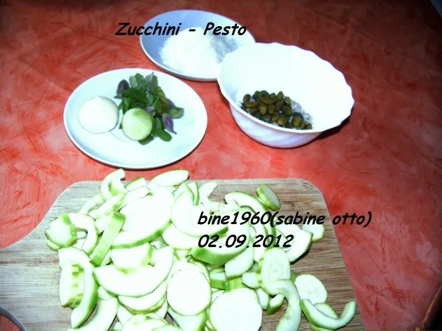 ZUCCHINI  -  PESTO - Rezept - Bild Nr. 2