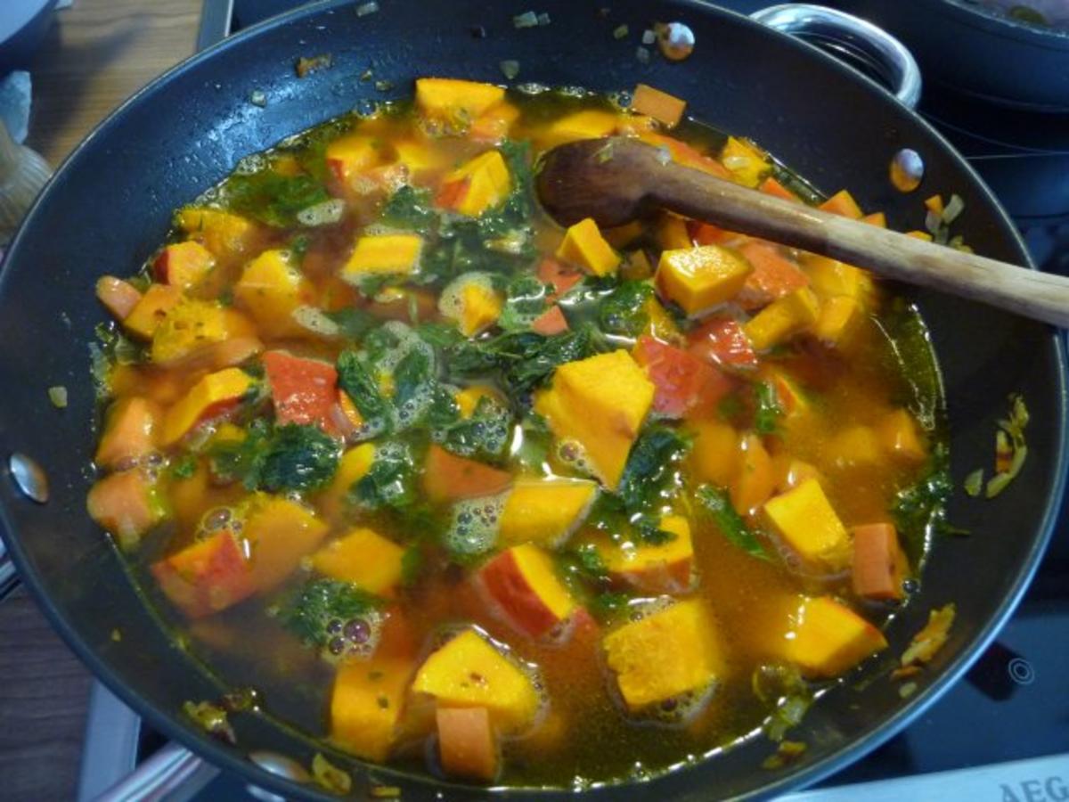 Suppen & Eintöpfe : Kürbissuppe mit oder OHNE Würsten - Rezept - Bild Nr. 12